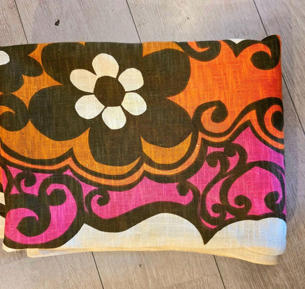 Vintage retro Original 1970s Floral Curtain - Yatva