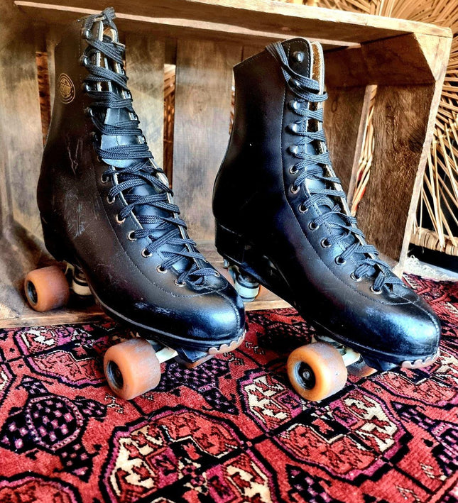 Vintage Roller Skates - Yatva