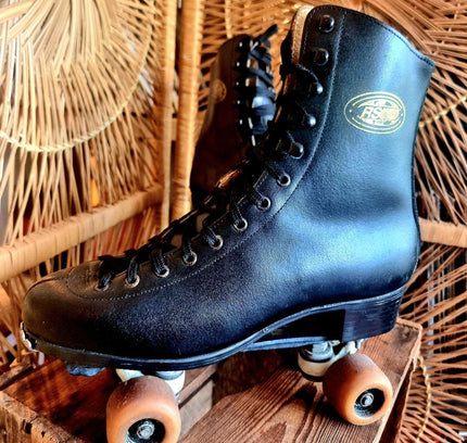 Vintage Roller Skates - Yatva