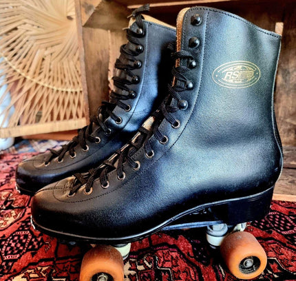 Vintage Roller Skates - Yatva