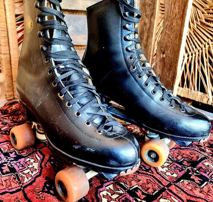 Vintage Roller Skates - Yatva