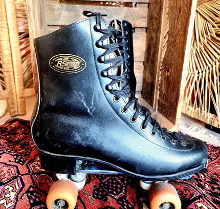 Vintage Roller Skates - Yatva