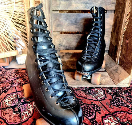 Vintage Roller Skates - Yatva