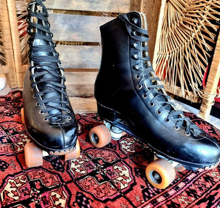 Vintage Roller Skates - Yatva