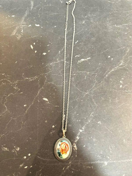 Vintage Rose Necklace - Yatva