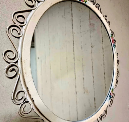 Vintage Round Wall Mirror - Yatva
