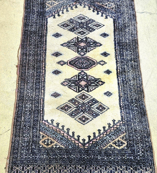 Vintage Rug - Yatva