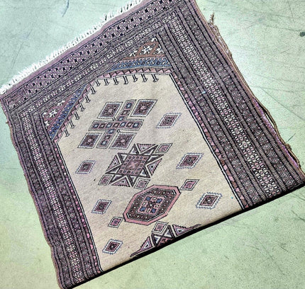 Vintage Rug - Yatva