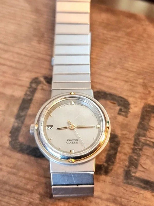 Vintage Seiko Quartz Watch - Yatva