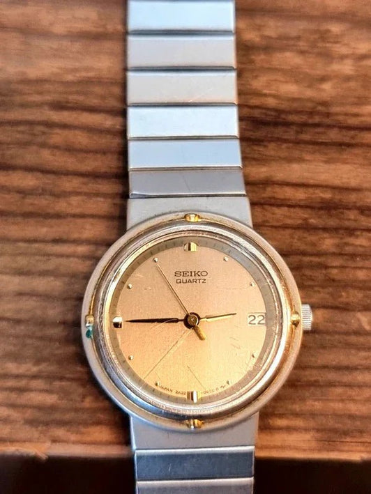 Vintage Seiko Quartz Watch - Yatva