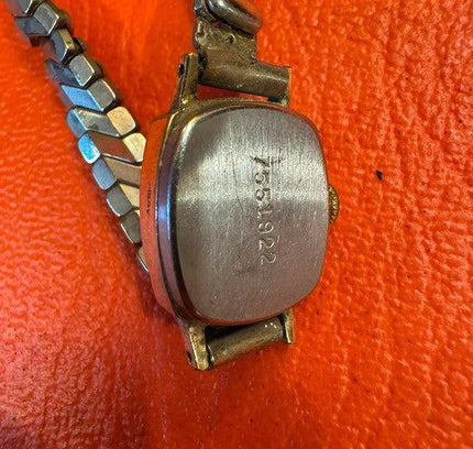 Vintage Sekonda Watch - Yatva
