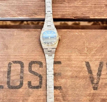 Vintage Sekonda Watch - Yatva