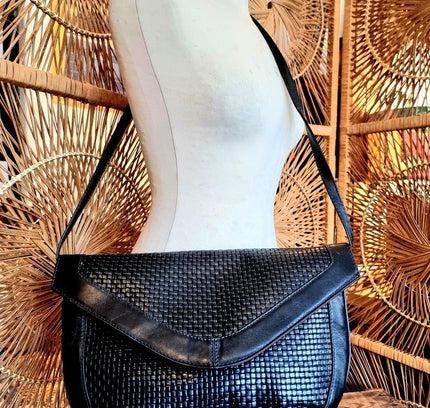 Vintage Shoulder / Clutch Bag - Yatva