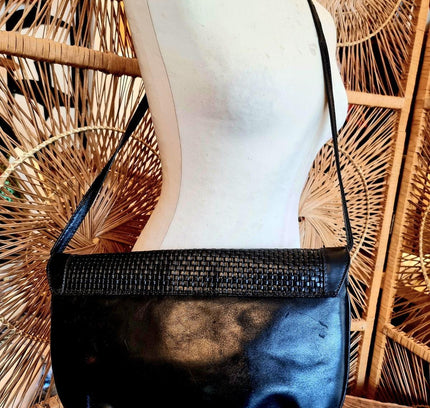 Vintage Shoulder / Clutch Bag - Yatva