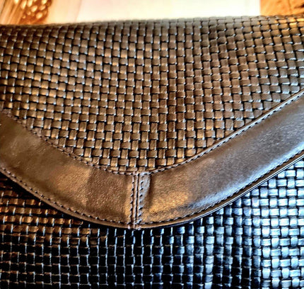 Vintage Shoulder / Clutch Bag - Yatva