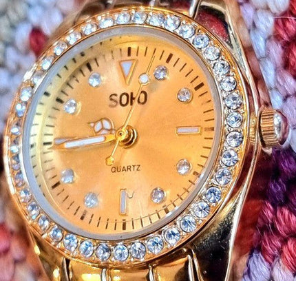 Vintage Soho Quartz Watch - Yatva
