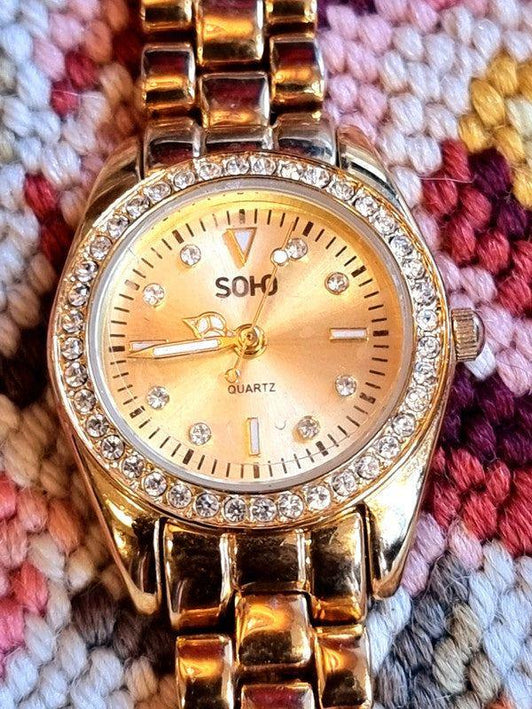 Vintage Soho Quartz Watch - Yatva