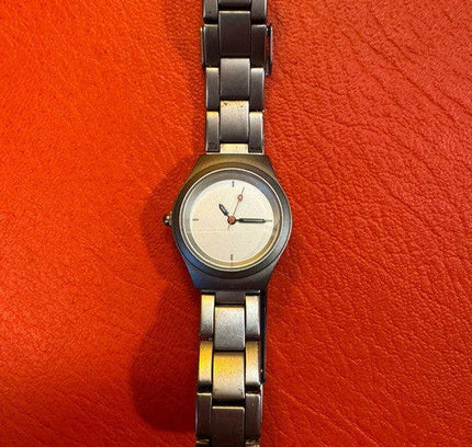Vintage Start Watch - Yatva
