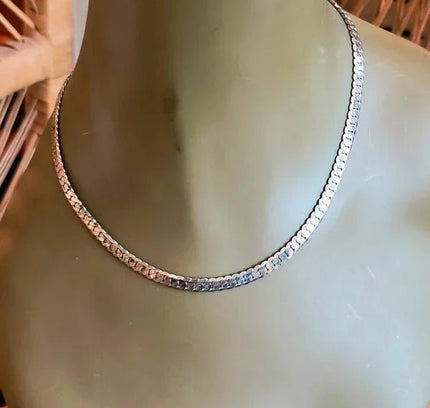 Vintage Sterling Silver Necklace - Yatva