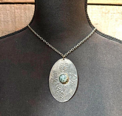 Vintage stone Necklace - Yatva