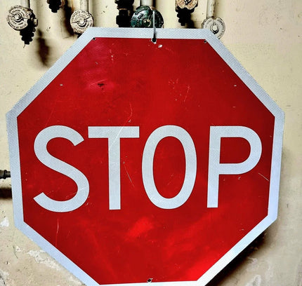 Vintage Style Stop Sign - Yatva