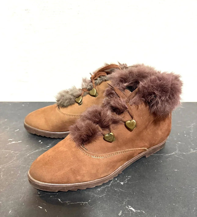 Vintage Suede Shoes - Yatva