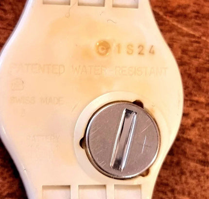 Vintage Swatch (1S24) Swiss Watch - Yatva