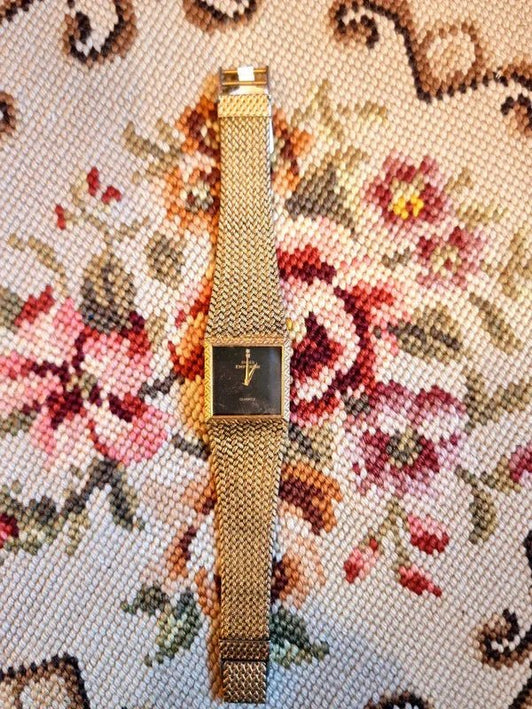 Vintage Swiss Emperor Quartz Watch - Yatva