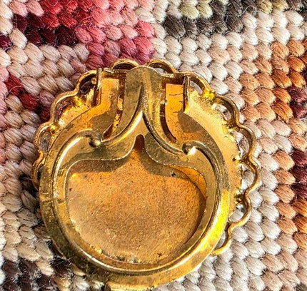 Vintage Tapestry Scarf clip - Yatva