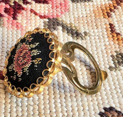 Vintage Tapestry Scarf clip - Yatva