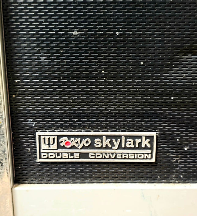 Vintage Tokyo Skylark NR-52F1 Multi-Band World Receiver Radio - Partially Working / For Repair - Yatva