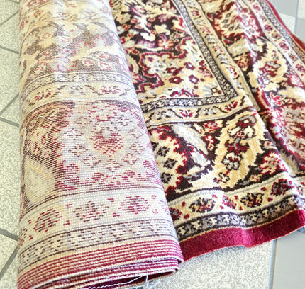 Vintage Traditional Medallion Red & Cream Area Rug (170cm x 235cm) - Yatva