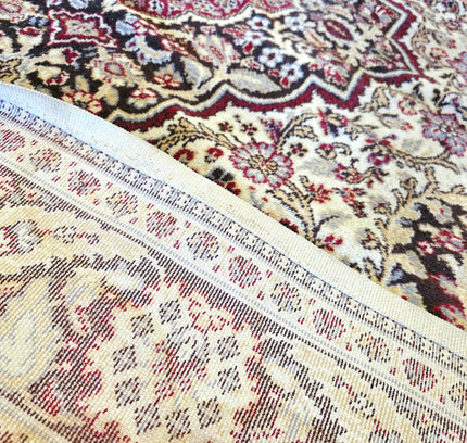 Vintage Traditional Medallion Red & Cream Area Rug (170cm x 235cm) - Yatva