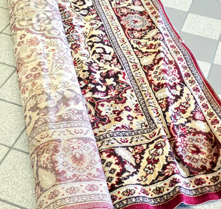 Vintage Traditional Medallion Red & Cream Area Rug (170cm x 235cm) - Yatva
