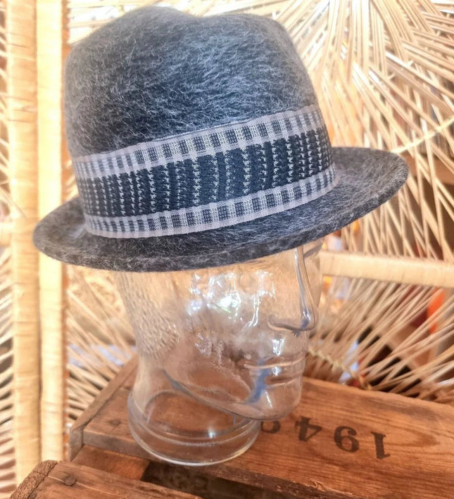 Vintage Tribly Hat ¨The Magnificent Hat by Mages ¨ - Yatva