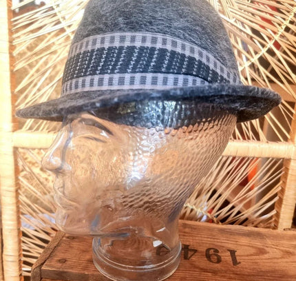 Vintage Tribly Hat ¨The Magnificent Hat by Mages ¨ - Yatva