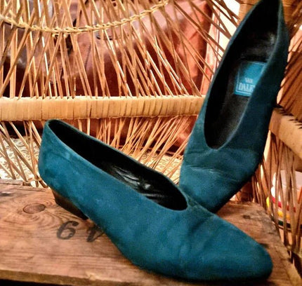 Vintage Van Dalen Pumps - Yatva