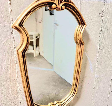 Vintage Wall Mirror - Yatva