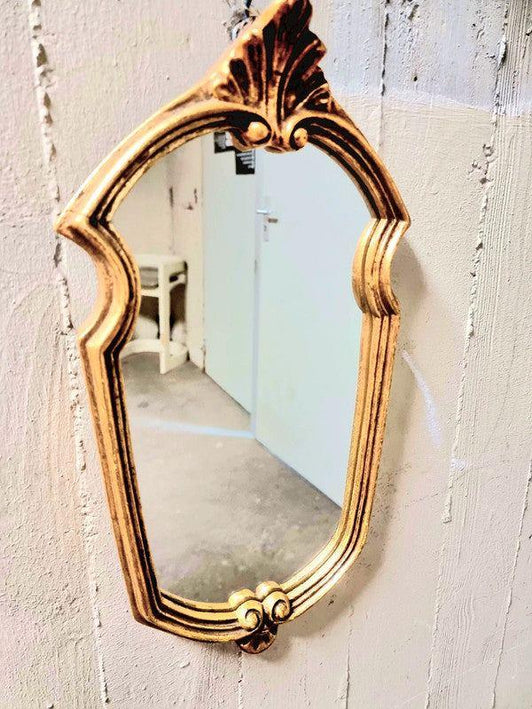 Vintage Wall Mirror - Yatva