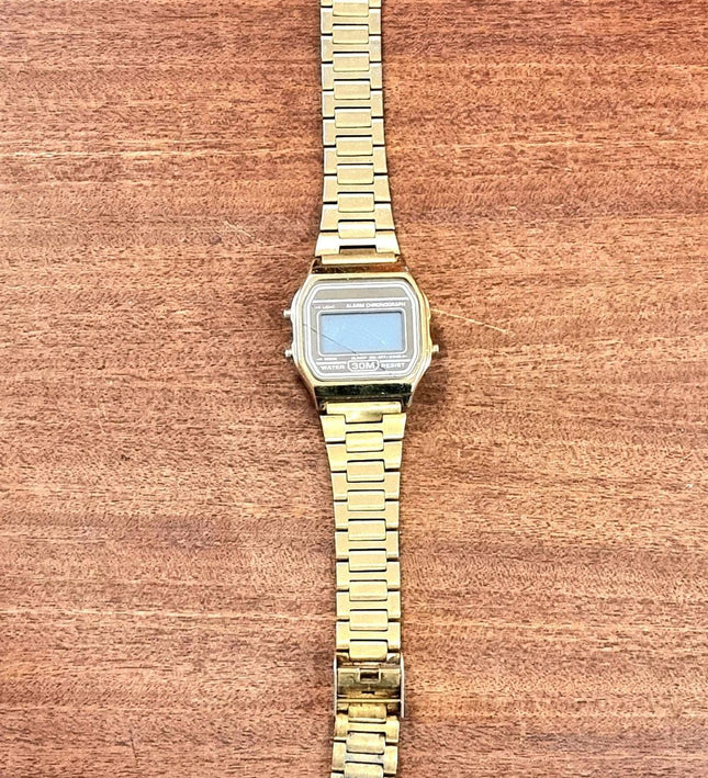 Vintage Watch - Yatva