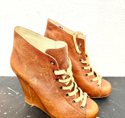 Vintage Wedge Shoes - Yatva