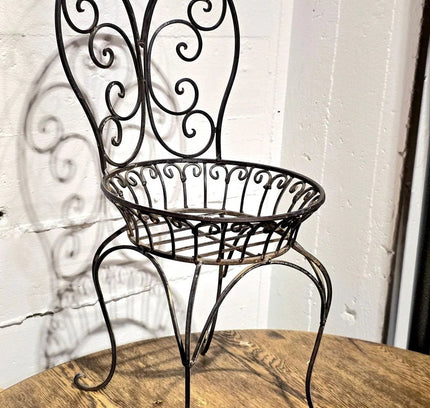 Vintage Wrought Iron Garden Plant Holder Chairs - Yatva
