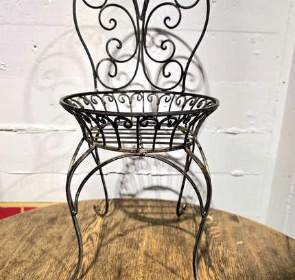Vintage Wrought Iron Garden Plant Holder Chairs - Yatva