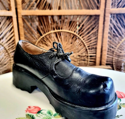 Vintage Xiolinglong Platform shoes - Yatva