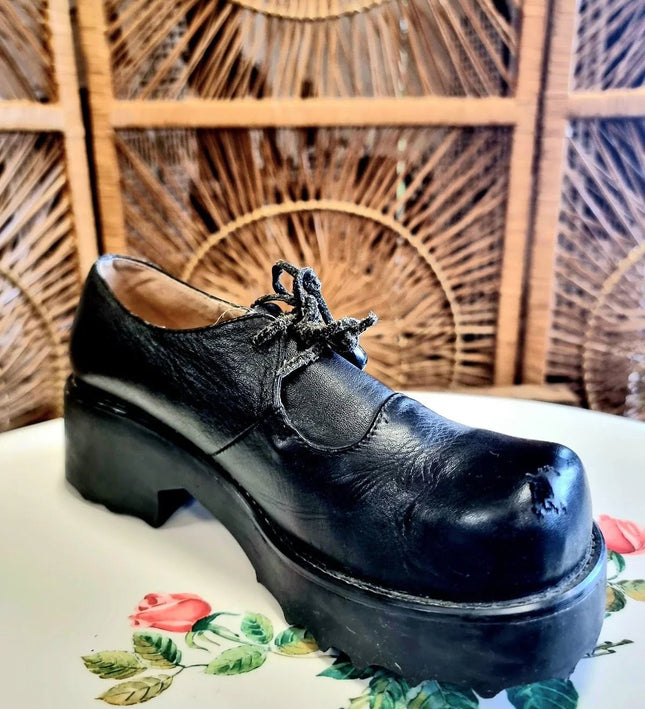 Vintage Xiolinglong Platform shoes - Yatva