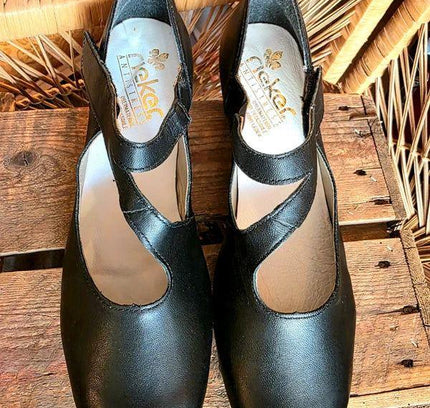 Vintage Y2K Brand New Rieker Block Heels - Yatva