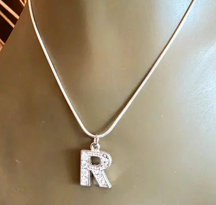 Vintage Y2K Initial R Necklace - Yatva