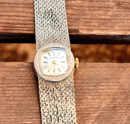 Vintage Zentra Watch - Yatva