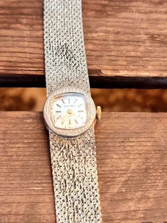 Vintage Zentra Watch - Yatva