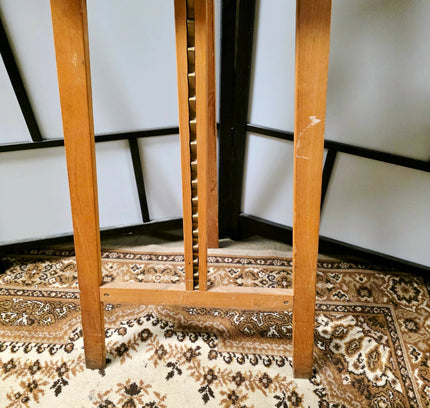 Wooden Easel - Large - Yatva